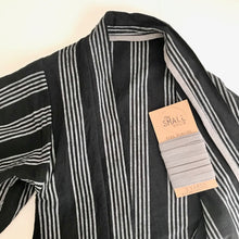 Load image into Gallery viewer, Solid 04