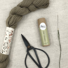 Load image into Gallery viewer, Thread Wax, Citrus Forest